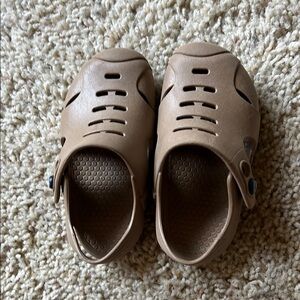 EUC Okabashi Toddler Shoes Size 7